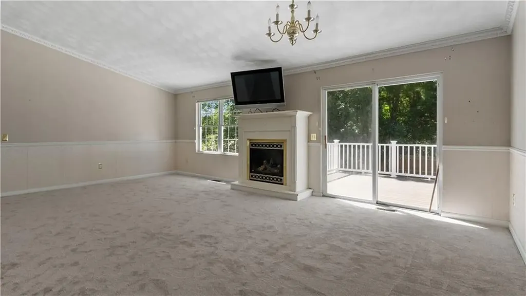 66 Hunters Crossing Drive Coventry RI 02816