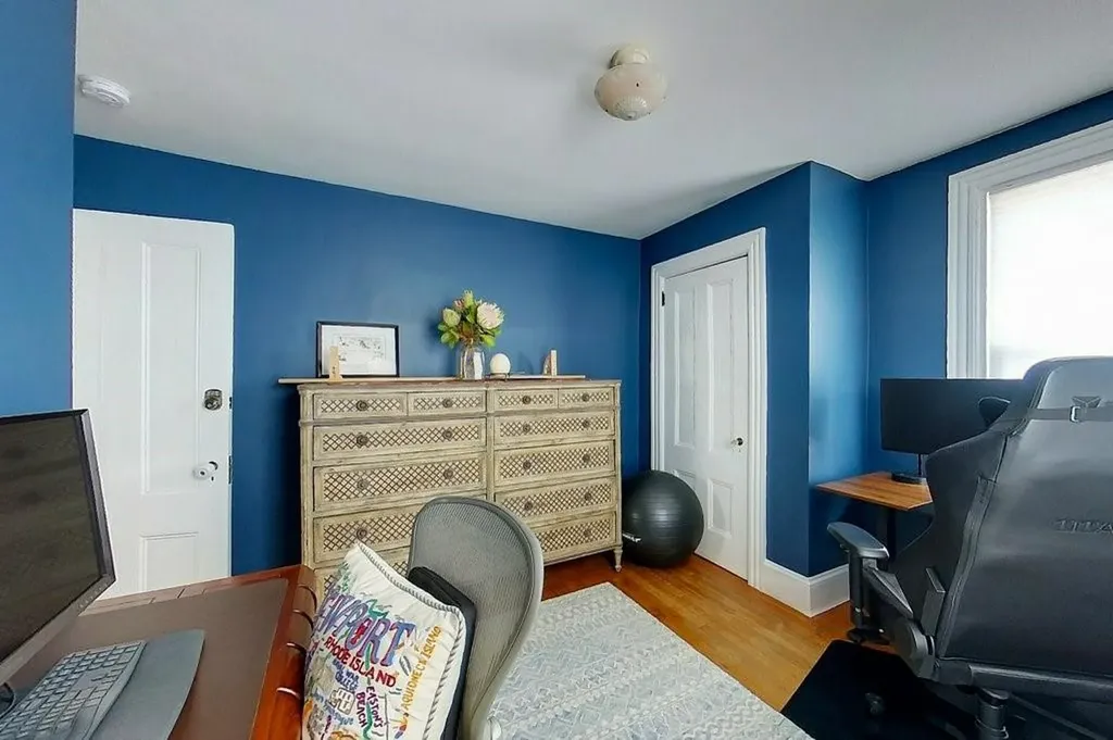 9 Dartmouth Street Newport RI 02840