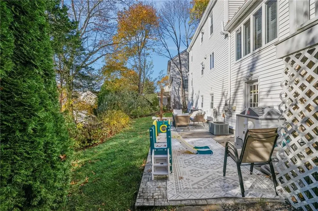 38 Angela Avenue Cranston RI 02921