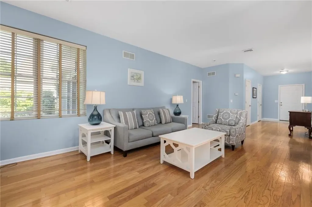 20 Rimwood Drive Smithfield RI 02917
