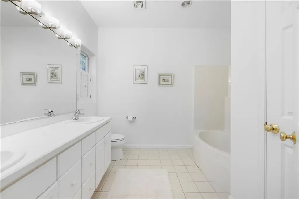 20 Rimwood Drive Smithfield RI 02917