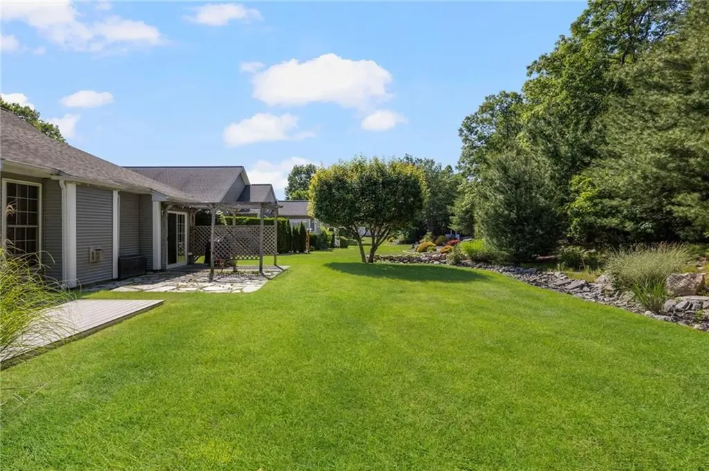 20 Rimwood Drive Smithfield RI 02917