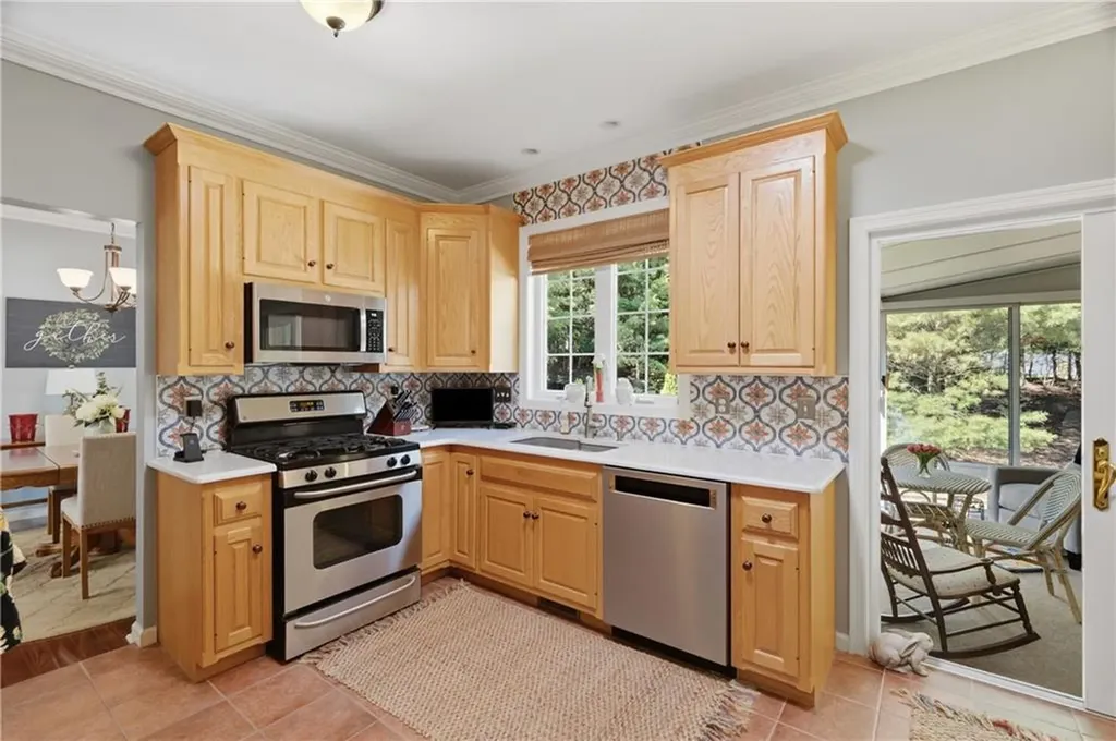 170 Providence Pike North Smithfield RI 02896