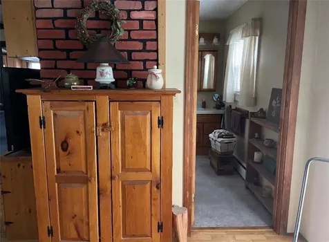 49 Grinell Avenue Tiverton RI 02878