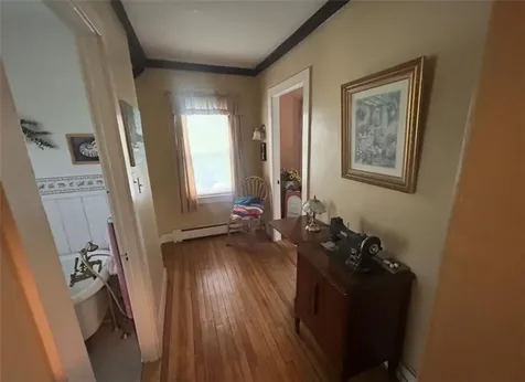 49 Grinell Avenue Tiverton RI 02878