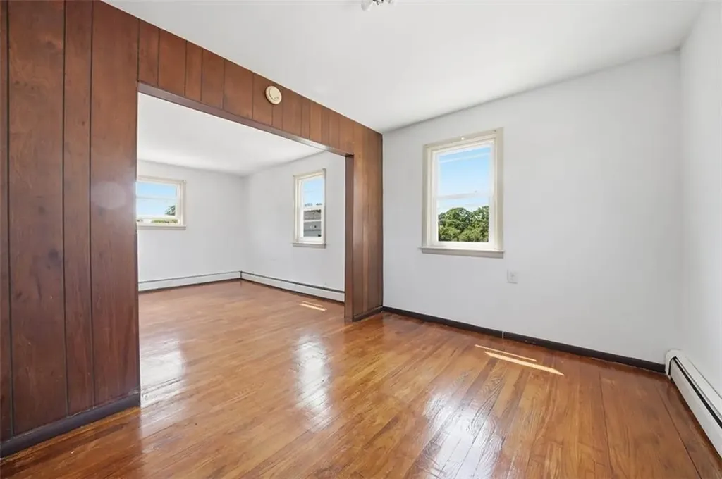 87 Manton Street Pawtucket RI 02861