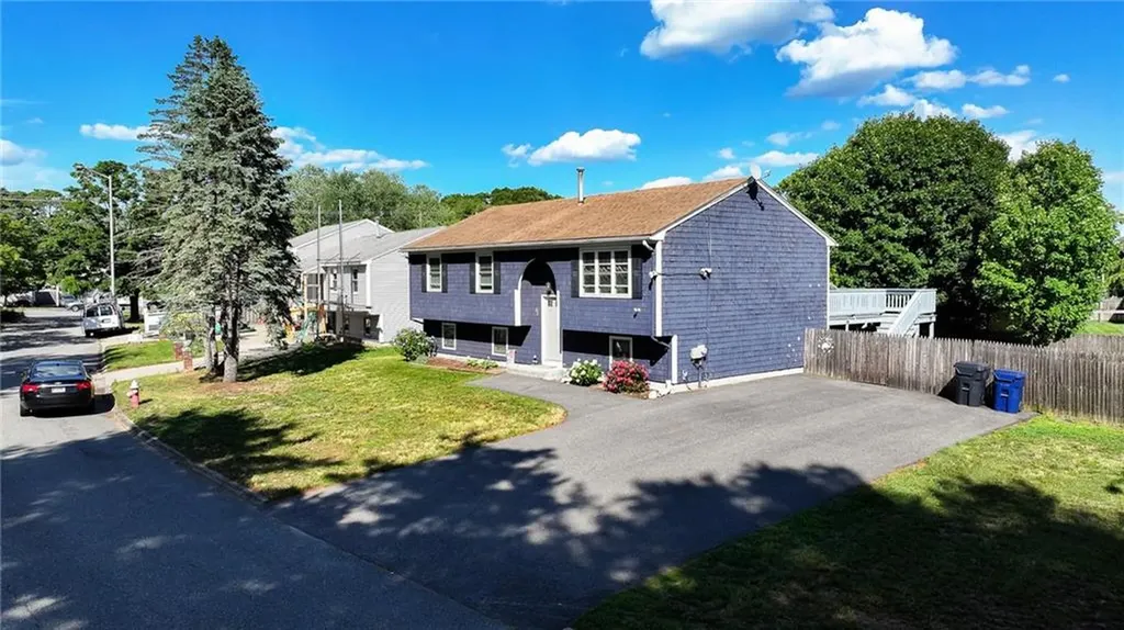 243 Warner Brook Drive Warwick RI 02889
