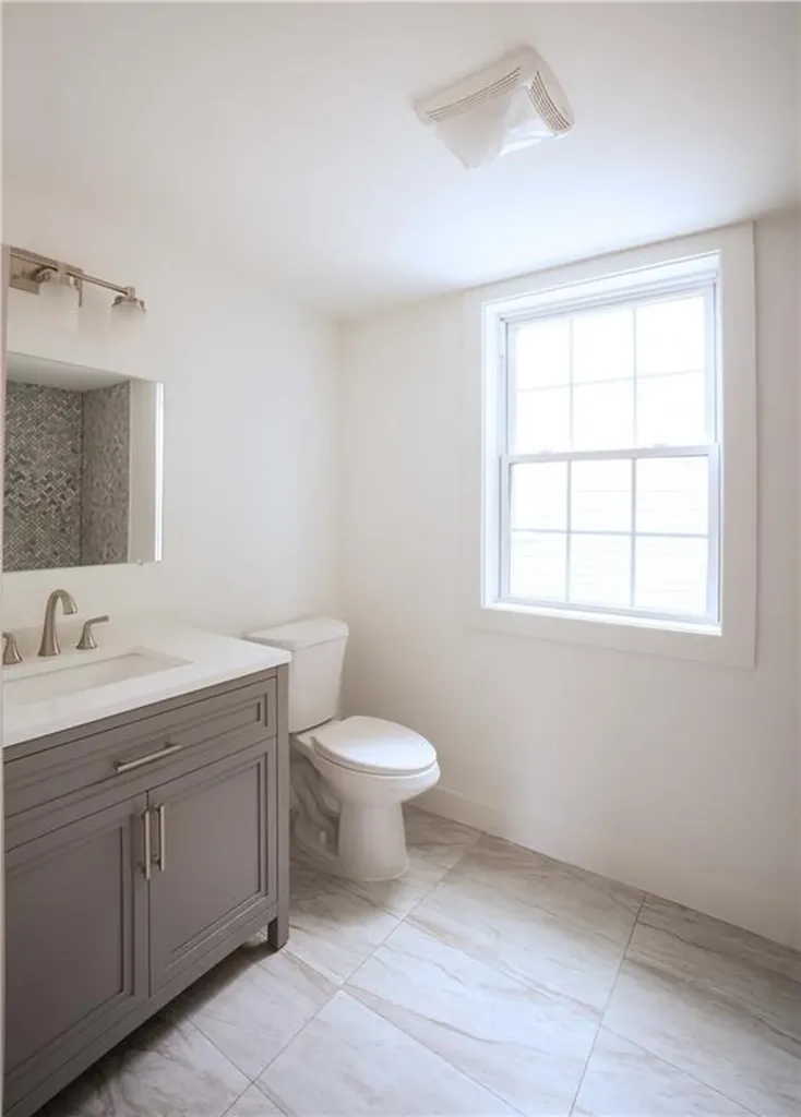 57 Callender Avenue Newport RI 02840