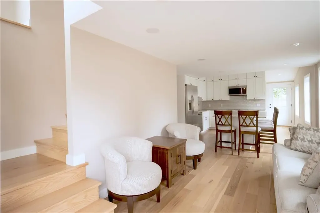 57 Callender Avenue Newport RI 02840