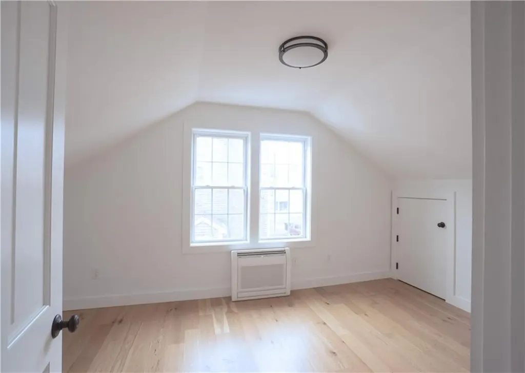 57 Callender Avenue Newport RI 02840