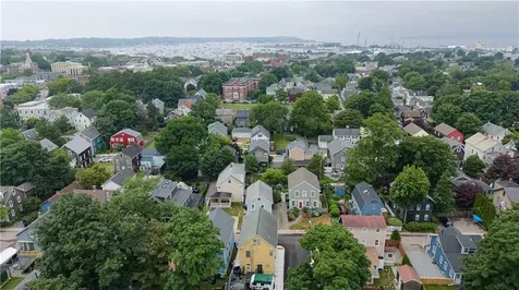 57 Callender Avenue Newport RI 02840