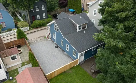 57 Callender Avenue Newport RI 02840