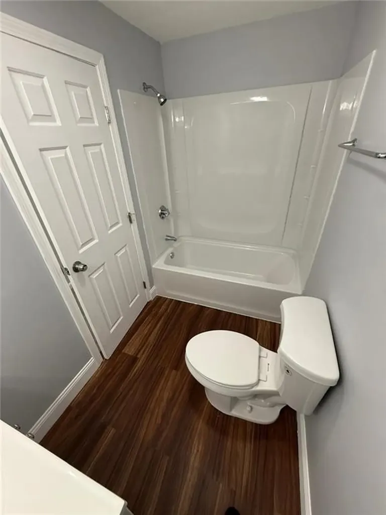 10 26 Saratoga Avenue Pawtucket RI 02861