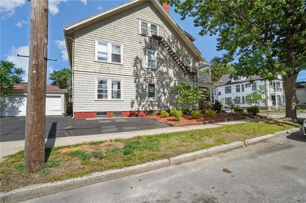 155 Alabama Avenue Providence RI 02905