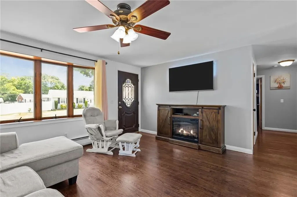 11 Sidney Street West Warwick RI 02893