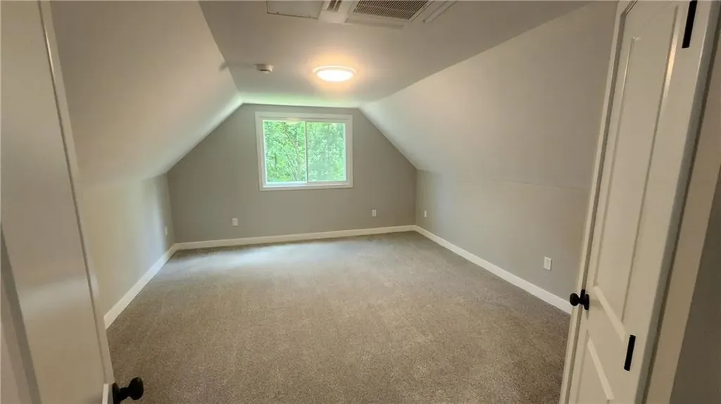 943 B Wordens Pond Road South Kingstown RI 02879