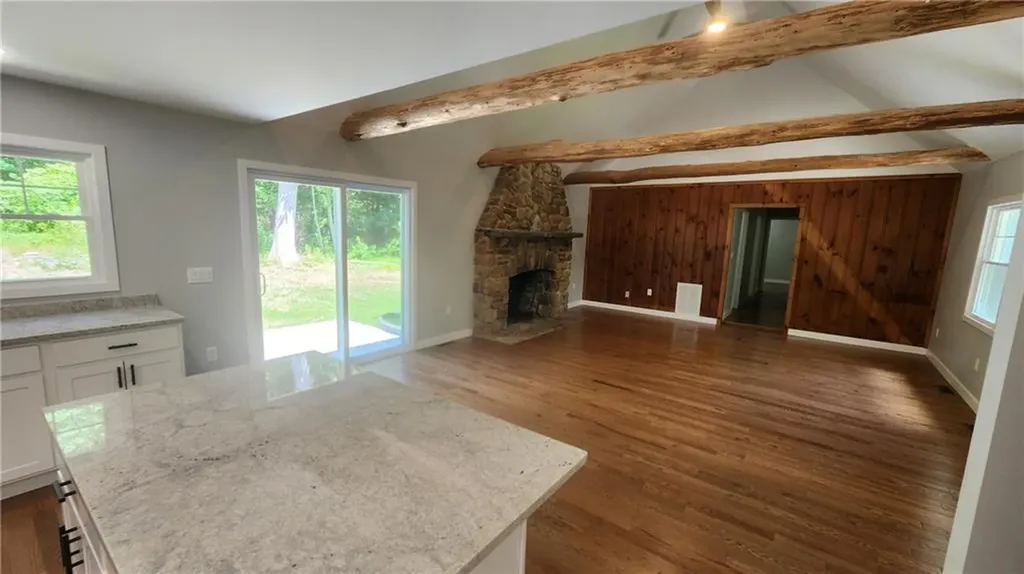 943 B Wordens Pond Road South Kingstown RI 02879