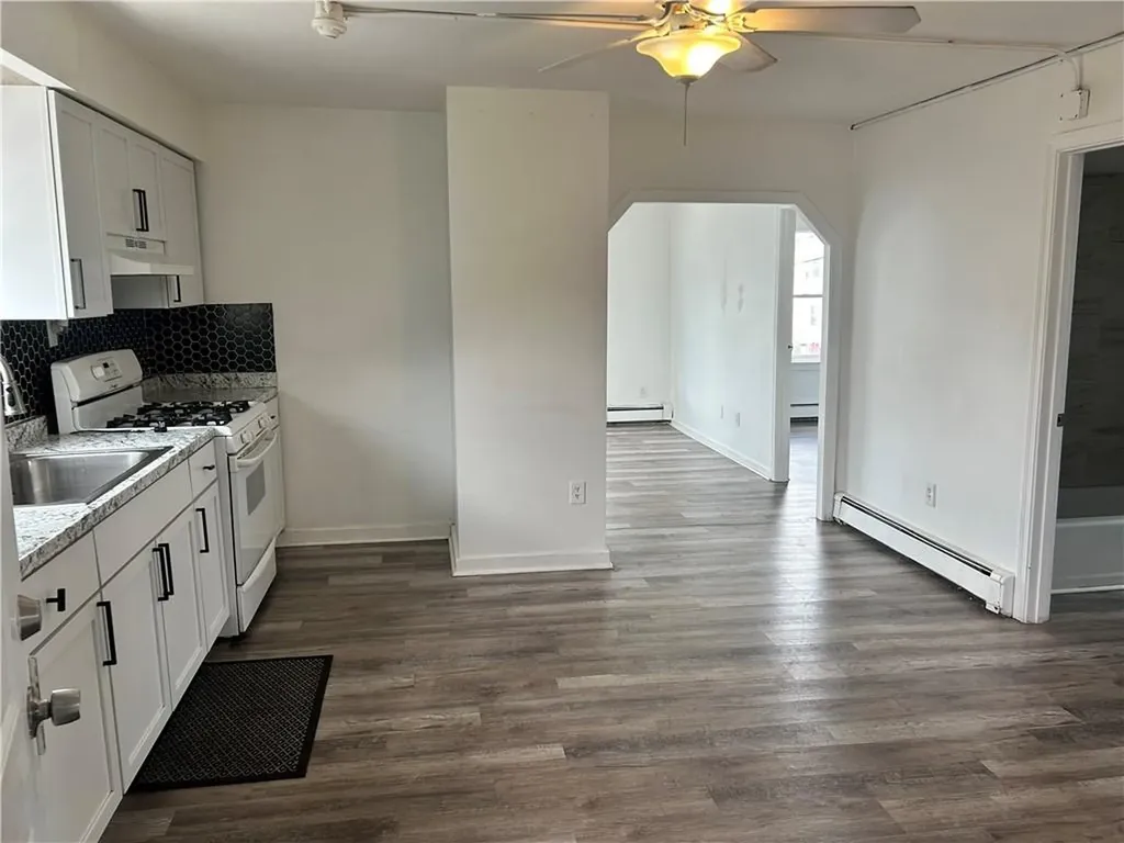 605 Broadway Pawtucket RI 02860