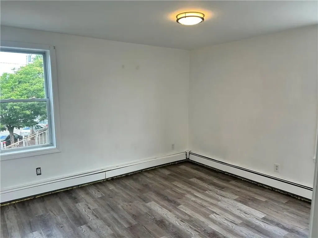605 Broadway Pawtucket RI 02860