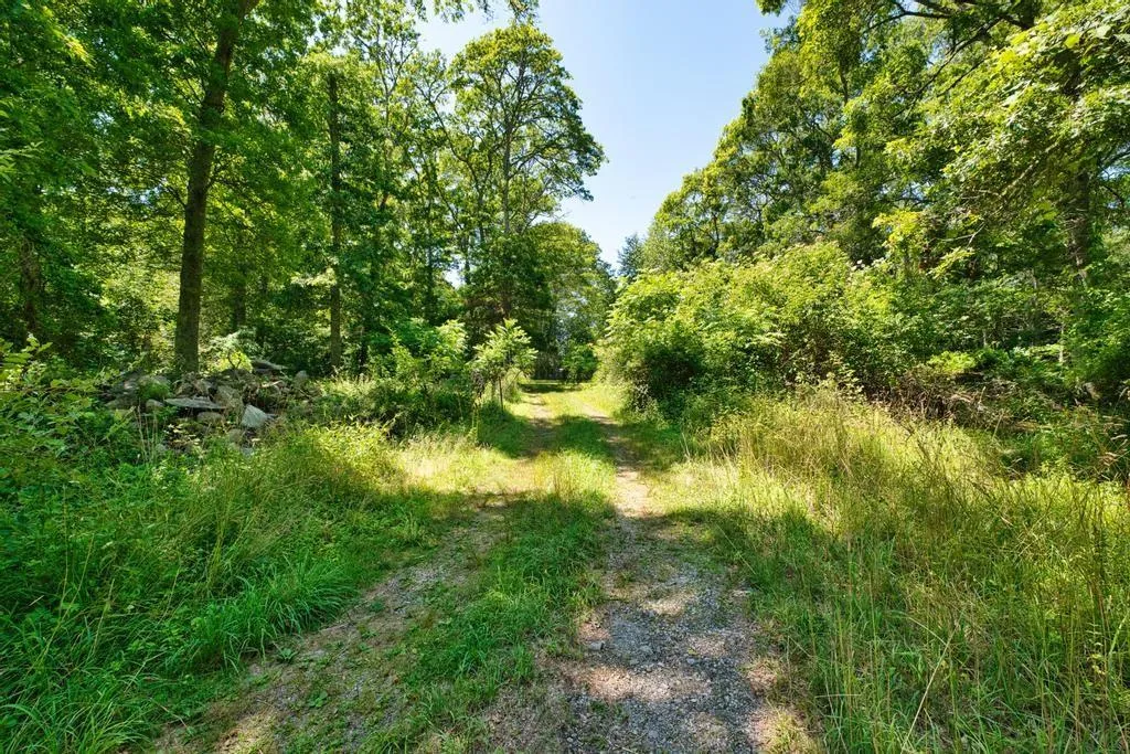 99 A Pottersville Road Little Compton RI 02837