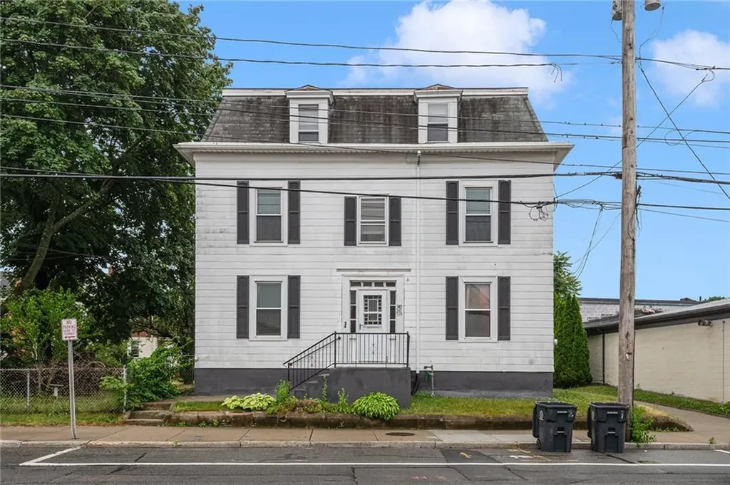 339 Waterman Avenue East Providence RI 02914