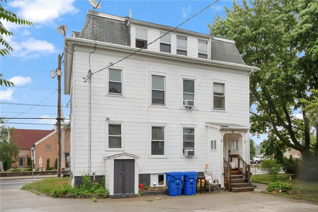 339 Waterman Avenue East Providence RI 02914