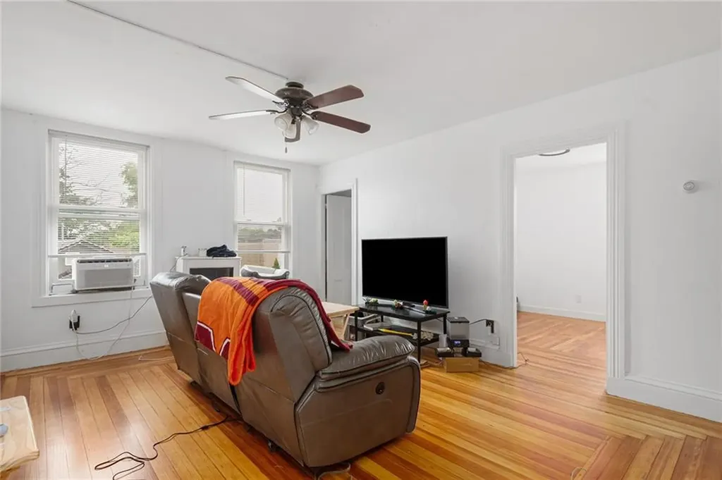 339 Waterman Avenue East Providence RI 02914