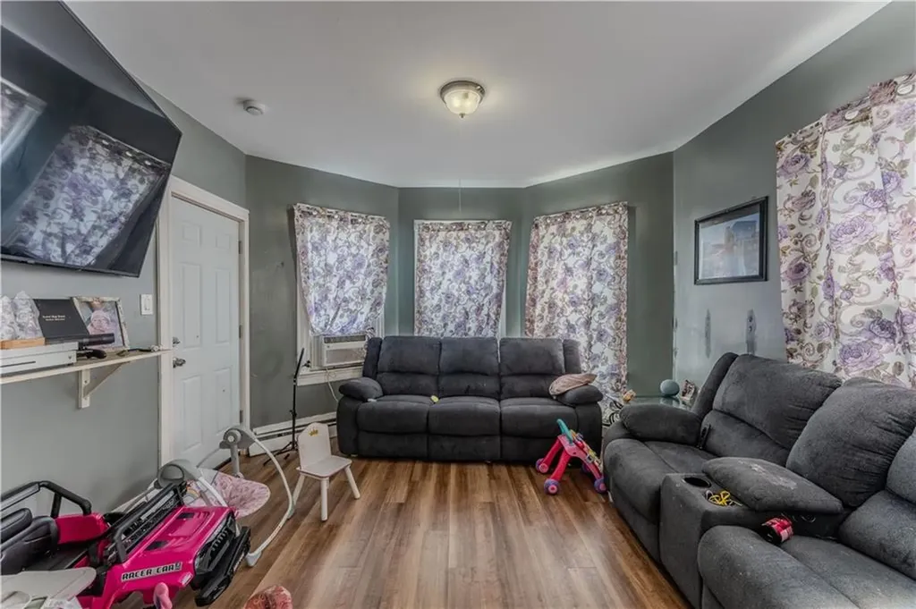 95 97 Laban Street Providence RI 02909