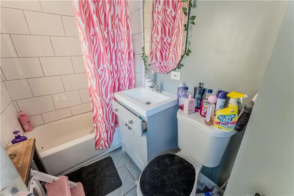 95 97 Laban Street Providence RI 02909