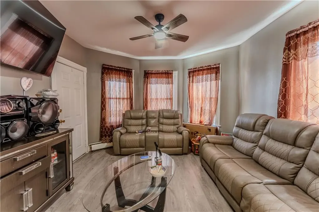 95 97 Laban Street Providence RI 02909