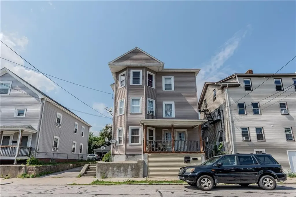 95 97 Laban Street Providence RI 02909