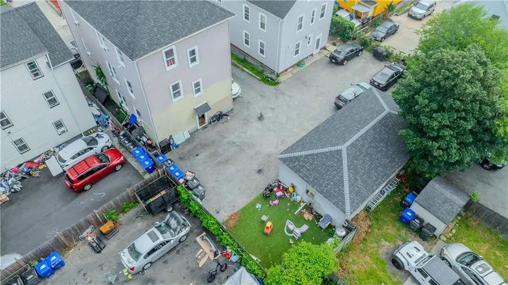 95 97 Laban Street Providence RI 02909