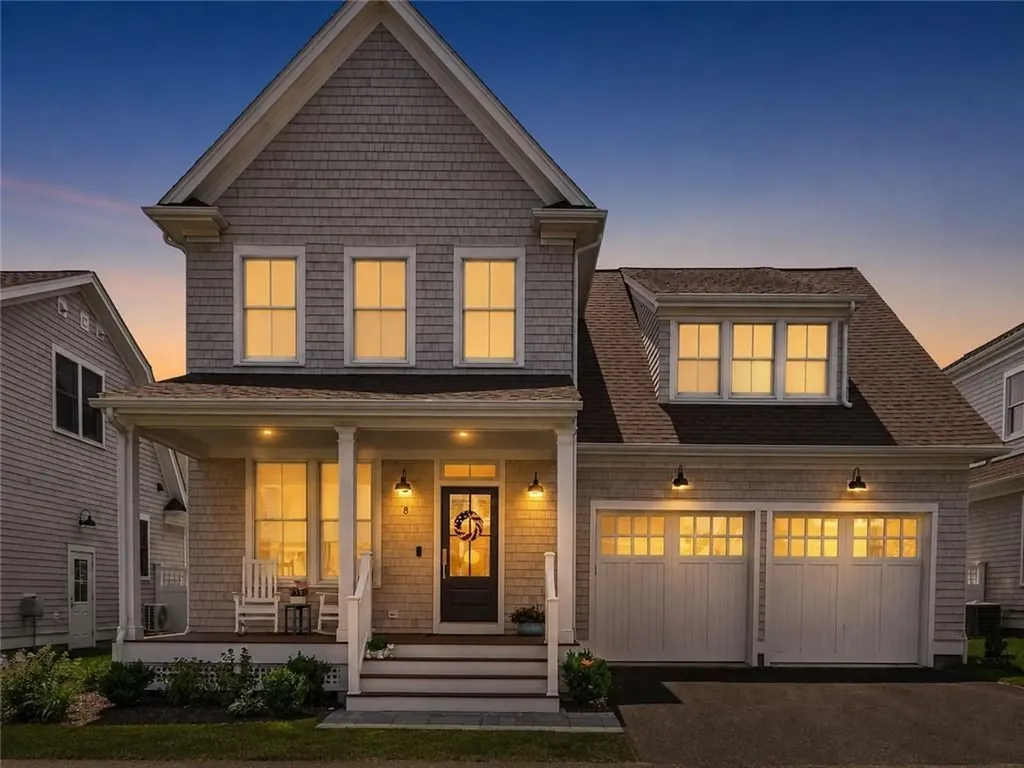 8 Lookout Lane Portsmouth RI 02871