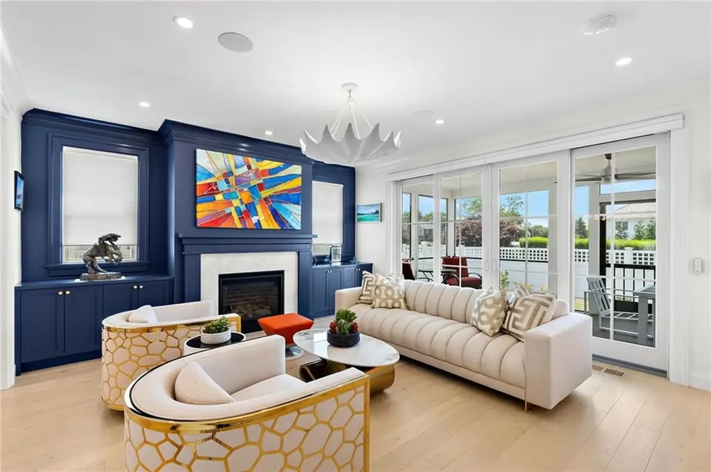 8 Lookout Lane Portsmouth RI 02871