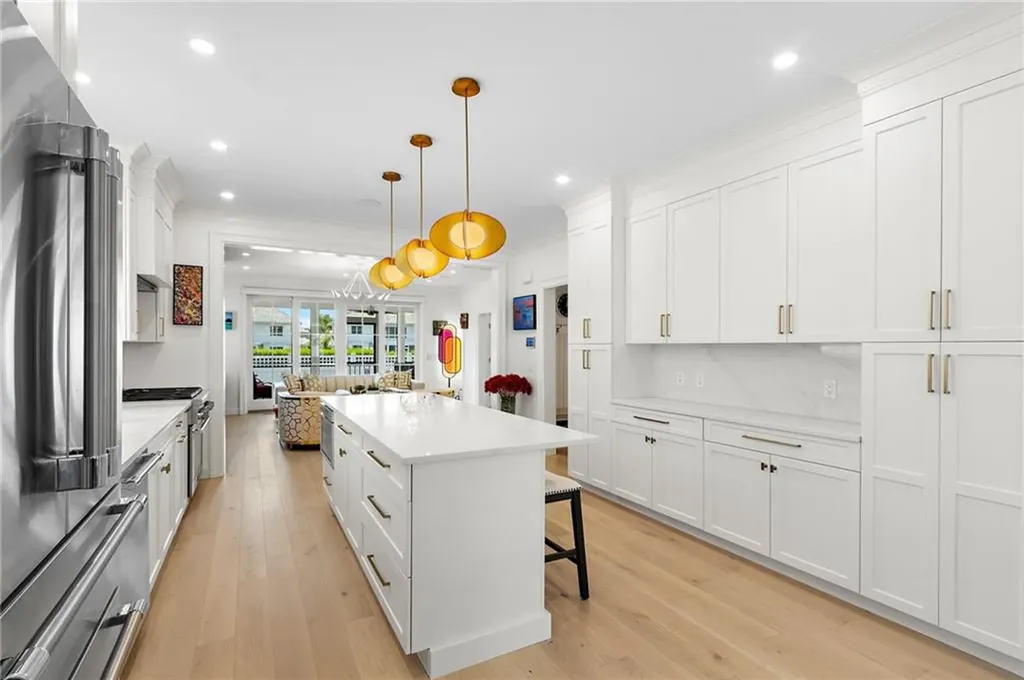 8 Lookout Lane Portsmouth RI 02871