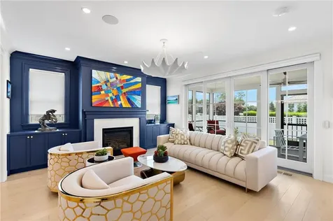 8 Lookout Lane Portsmouth RI 02871
