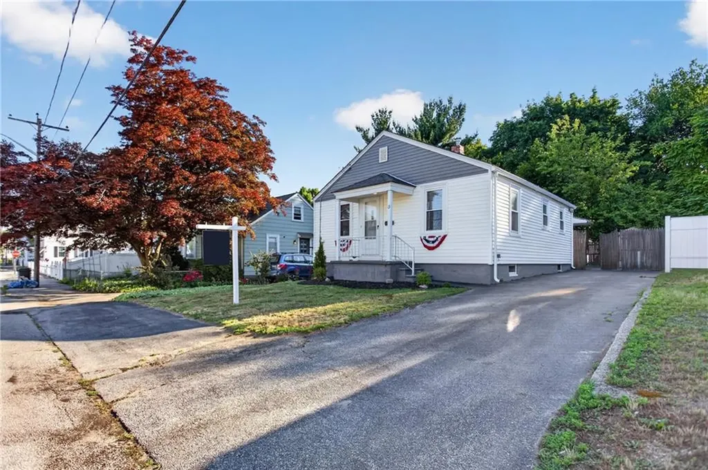 13 Delmont Street Johnston RI 02919