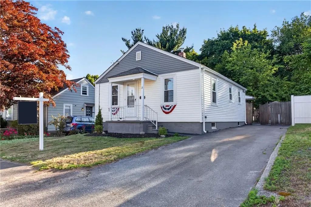 13 Delmont Street Johnston RI 02919