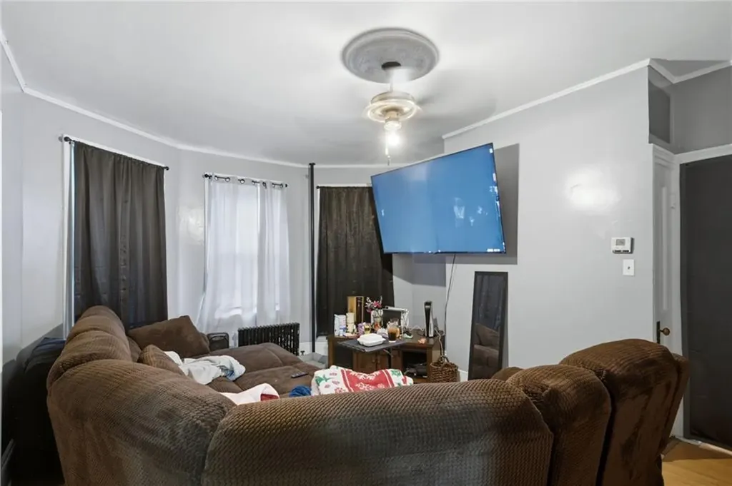 156 160 Bridgham Street Providence RI 02909