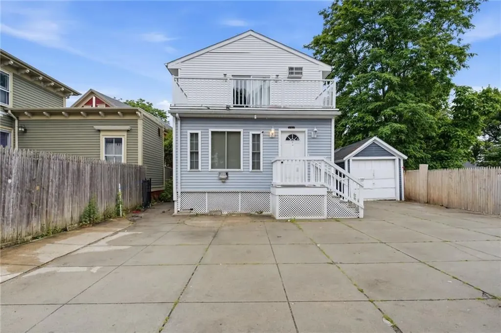 156 160 Bridgham Street Providence RI 02909