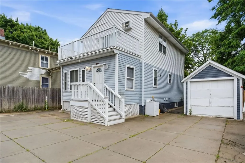 156 160 Bridgham Street Providence RI 02909