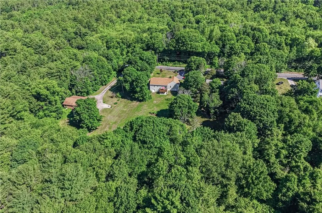 585 East Avenue Burrillville RI 02830