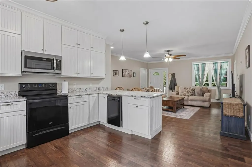 585 East Avenue Burrillville RI 02830