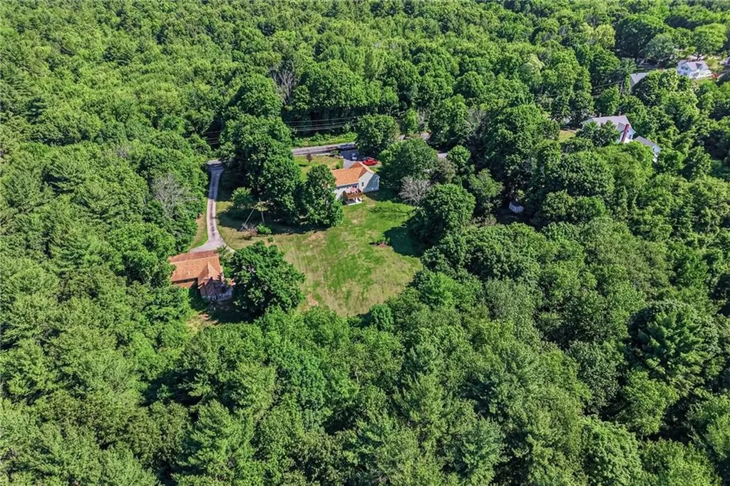 585 East Avenue Burrillville RI 02830