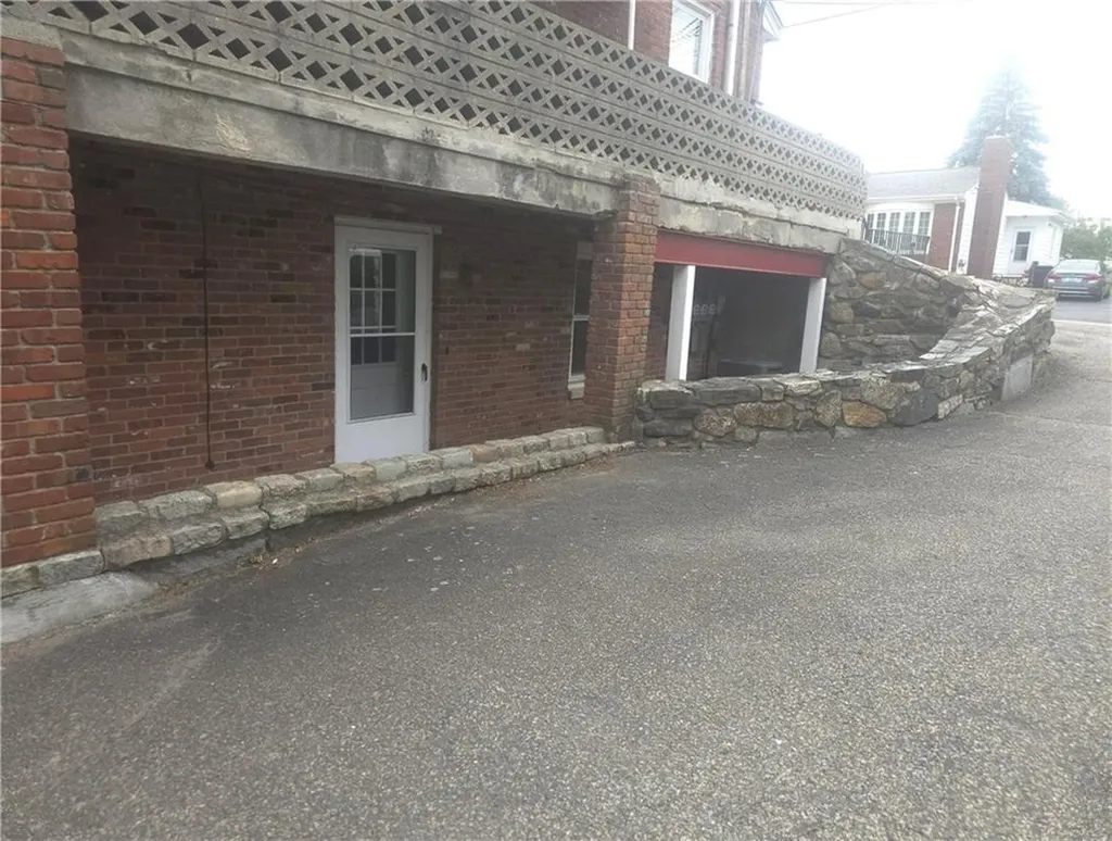 122 Jane Street North Providence RI 02904