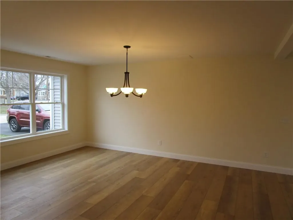24 Murray Avenue North Kingstown RI 02852
