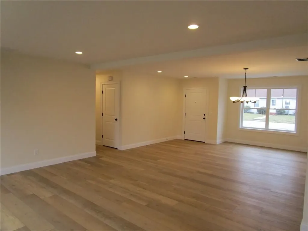 24 Murray Avenue North Kingstown RI 02852