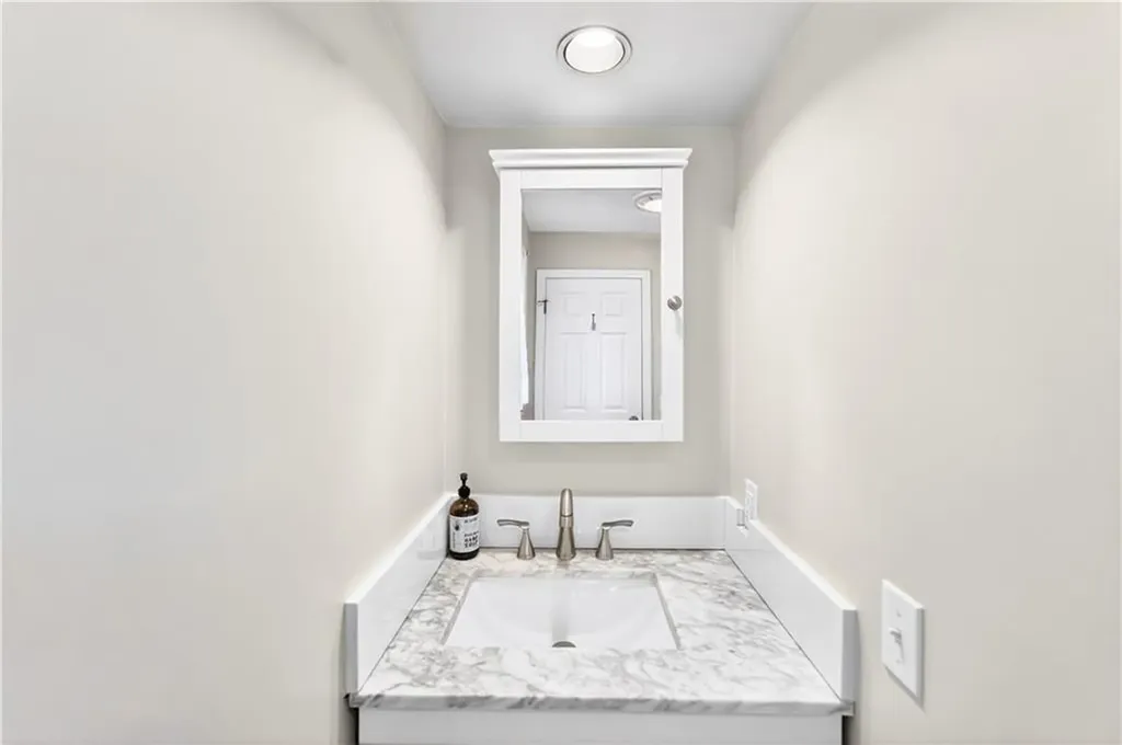 143 Oak Park Drive North Providence RI 02904