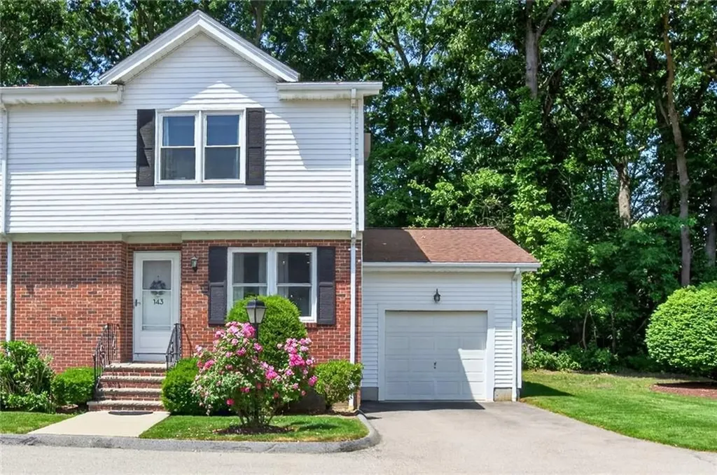 143 Oak Park Drive North Providence RI 02904