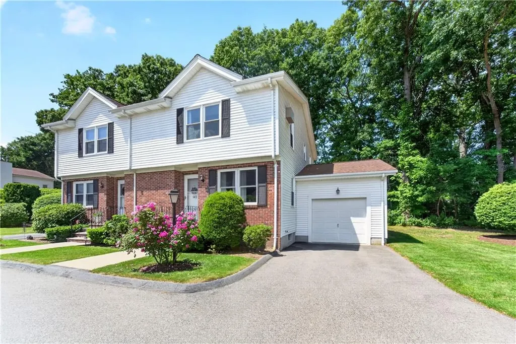 143 Oak Park Drive North Providence RI 02904